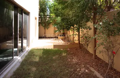 Villa - 3 Bedrooms - 4 Bathrooms for rent in Yasmin Community - Al Raha Gardens - Abu Dhabi