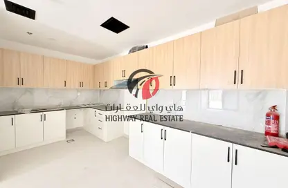 Apartment - 1 Bedroom - 2 Bathrooms for rent in Al Amir Abdullah Building - Al Warsan 4 - Al Warsan - Dubai