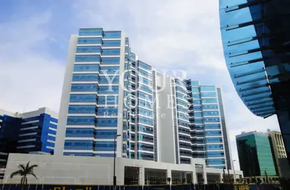 Office Space - Studio - 1 Bathroom for rent in Centurion Star Tower - Port Saeed - Deira - Dubai