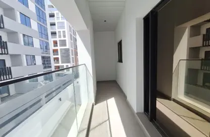 Apartment - 1 Bedroom - 2 Bathrooms for rent in Jumeirah Garden City - Al Satwa - Dubai