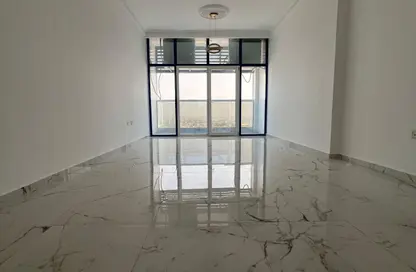 Apartment - 2 Bedrooms - 2 Bathrooms for rent in Gate Tower 1 - Musheiref - Ajman