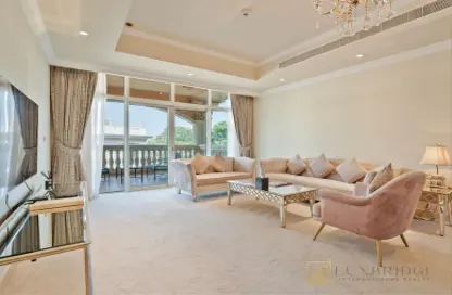 Apartment - 2 Bedrooms - 3 Bathrooms for rent in Kempinski Palm Residence - The Crescent - Palm Jumeirah - Dubai