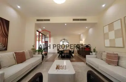 Living / Dining Room image for: Townhouse - 4 Bedrooms - 4 Bathrooms for sale in Naseem - Mudon - Dubai, Image 1