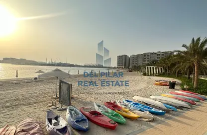 Duplex - 4 Bedrooms - 5 Bathrooms for rent in Building B - Al Zeina - Al Raha Beach - Abu Dhabi