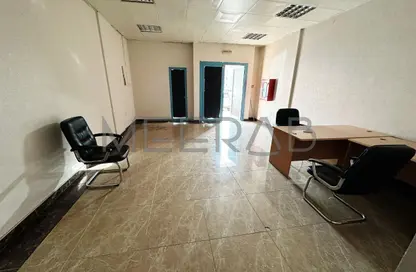 Shop - Studio - 1 Bathroom for rent in O01 - Persia Cluster - International City - Dubai