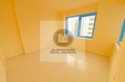 Apartment - 1 Bedroom - 1 Bathroom for rent in Hamdan Street - Abu Dhabi