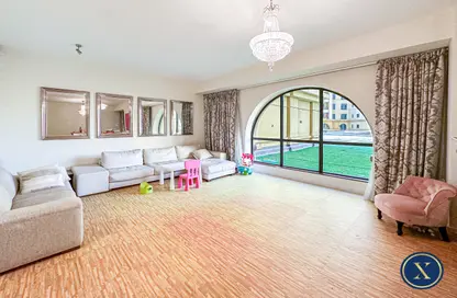 Apartment - 4 Bedrooms - 5 Bathrooms for sale in Rimal 1 - Rimal - Jumeirah Beach Residence - Dubai
