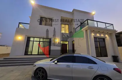 Villa - 4 Bedrooms - 5 Bathrooms for rent in Al Aweer 1 - Al Aweer - Dubai
