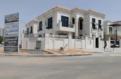 Villa - 5 Bedrooms - 7 Bathrooms for sale in Al Yasmeen 1 - Al Yasmeen - Ajman