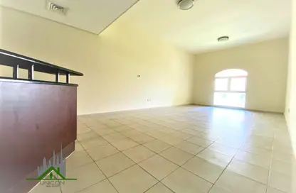 شقة - غرفة نوم - 2 حمامات للبيع في ميد ٩٠ - طراز البحر المتوسط - ديسكفري غاردنز - دبي