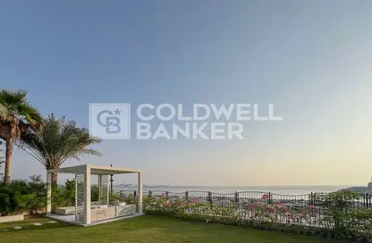 Villa - 5 Bedrooms - 7+ Bathrooms for sale in Sur La Mer - La Mer - Jumeirah - Dubai
