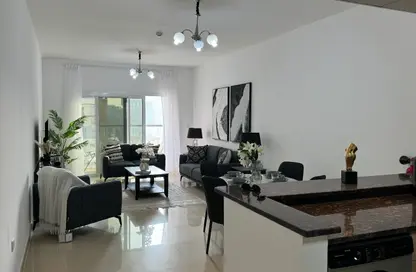 Apartment - 1 Bedroom - 2 Bathrooms for rent in Lumina Vista Residences - Jumeirah Village Circle - Dubai
