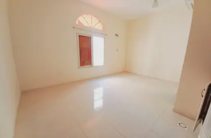 Apartment - Studio - 1 Bathroom for rent in Al Shamsi 1 - Muwaileh Commercial - Sharjah