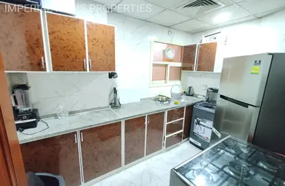 شقة - غرفة نوم - 2 حمامات للايجار في عمارة عزير - 3  الروضة - الروضة - عجمان
