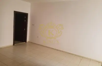 Empty Room image for: Apartment - 2 Bedrooms - 2 Bathrooms for rent in Mirbah - Fujairah, Image 1