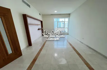 شقة - 2 غرف نوم - 4 حمامات للايجار في أبراج فيجن التوأم - شارع النجدة - أبوظبي