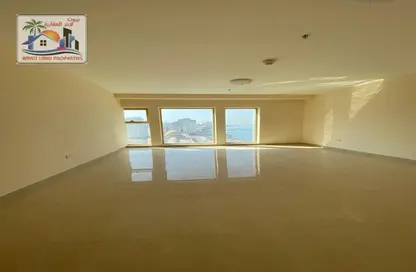Apartment - 3 Bedrooms - 3 Bathrooms for rent in Al Mujarrah - Al Sharq - Sharjah