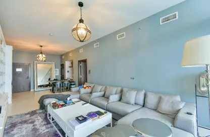 شقة - غرفة نوم - 2 حمامات للايجار في أزور ريزيدنس - نخلة جميرا - دبي شقة - غرفة نوم - 2 حمامات للايجار في أزور ريزيدنس - نخلة جميرا - دبي