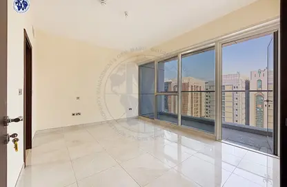 Apartment - 1 Bedroom - 2 Bathrooms for rent in Al Falah Street - City Downtown - Abu Dhabi