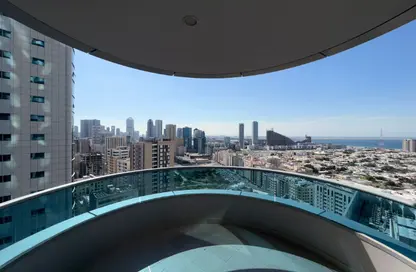 Apartment - 3 Bedrooms - 4 Bathrooms for sale in Blue Tower - Al Majaz 3 - Al Majaz - Sharjah