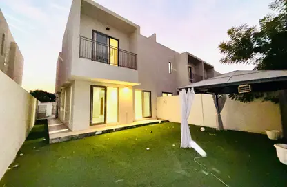 شقة - 3 غرف نوم - 4 حمامات للايجار في الياسمين - الزاهية - تجارية مويلح - الشارقة