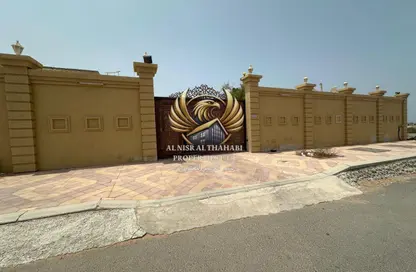 Villa - 3 Bedrooms - 4 Bathrooms for rent in Al Riffa - Ras Al Khaimah