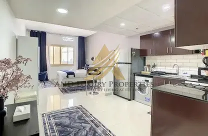 Kitchen image for: Apartment - 1 Bathroom for rent in The Manhattan Tower - Jumeirah Village Circle - Dubai, Image 1
