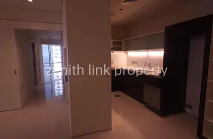 Apartment - 2 Bedrooms - 2 Bathrooms for rent in Park Place Tower - Sheikh Zayed Road - Dubai