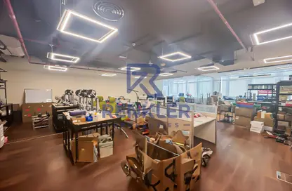 Office Space - Studio - 1 Bathroom for rent in Mazaya Business Avenue BB2 - Mazaya Business Avenue - Jumeirah Lake Towers - Dubai