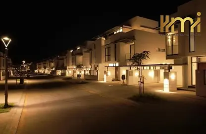 فيلا - 5 غرف نوم - 6 حمامات للبيع في جزيرة الشمس - مدينة أجمل مكان - مدينة الواجهة المائية لإمارة الشارقة - الشارقة