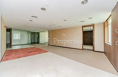 Office Space - Studio for rent in Building 53 - Dubai Healthcare City - Dubai