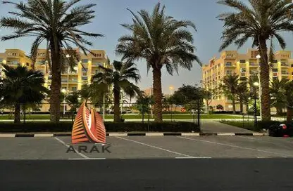 شقة - 2 غرف نوم - 3 حمامات للبيع في قرية الاميرة - الياسمين - عجمان