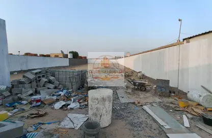 أرض - استوديو للايجار في الصجعة الصناعية - آلصجعه - الشارقة