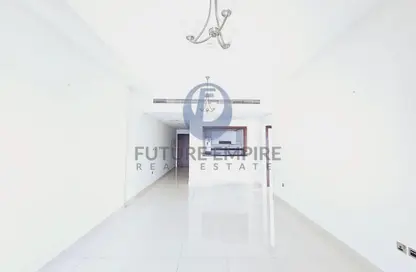 Apartment - 2 Bedrooms - 3 Bathrooms for rent in Emerald Jadaf 1 - Al Jaddaf - Dubai