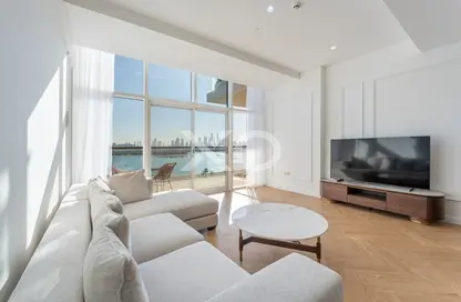 Apartment - 2 Bedrooms - 3 Bathrooms for sale in The 8 - The Crescent - Palm Jumeirah - Dubai