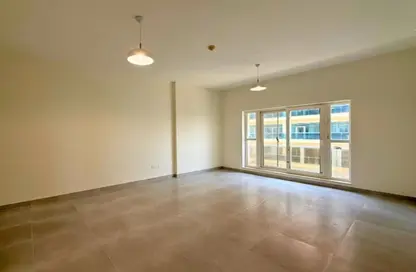 Apartment - 2 Bedrooms - 3 Bathrooms for rent in Green View 1 - Green View - Barsha Heights (Tecom) - Dubai