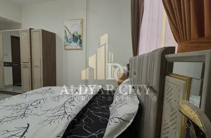 Apartment - 2 Bedrooms - 3 Bathrooms for rent in Ajman Corniche Residences - Ajman Corniche Road - Ajman