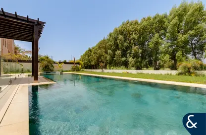 Villa - 6 Bedrooms - 7 Bathrooms for sale in Hattan 1 - Hattan - The Lakes - Dubai