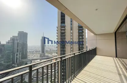 Apartment - 1 Bedroom - 2 Bathrooms for sale in Boulevard Crescent Tower 1 - BLVD Crescent - Downtown Dubai - Dubai