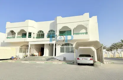 فيلا - 4 غرف نوم - 5 حمامات للايجار في الحبووي - المرخانية - العين