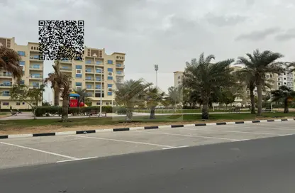 شقة - 2 غرف نوم - 3 حمامات للبيع في قرية الاميرة - الياسمين - عجمان