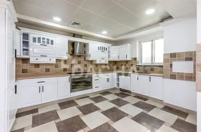 Villa - 4 Bedrooms - 5 Bathrooms for rent in Entertainment Foyer - Mediterranean Clusters - Jumeirah Islands - Dubai