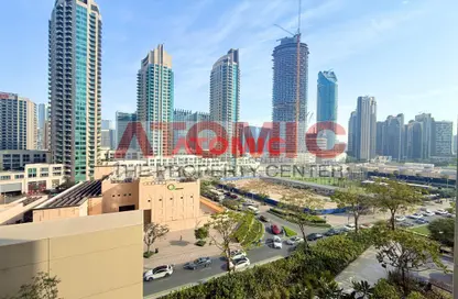 Apartment - 1 Bedroom - 1 Bathroom for rent in Burj Royale - Downtown Dubai - Dubai