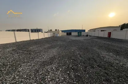 أرض - استوديو للايجار في الصجعة الصناعية - الصجعة - الشارقة