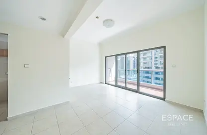 Apartment - 1 Bedroom - 2 Bathrooms for rent in Zumurud Tower - Dubai Marina - Dubai