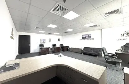 Office Space - Studio - 1 Bathroom for rent in Diamond Business Center - Arjan - Dubai