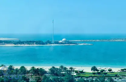 Apartment - 3 Bedrooms - 4 Bathrooms for rent in Corniche Road - Abu Dhabi