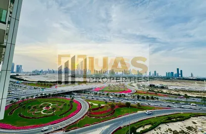 شقة - غرفة نوم - 2 حمامات للايجار في فرهاد عزيزي ريزيدنس - الجداف - دبي