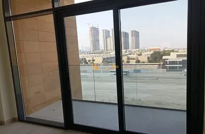 Balcony image for: Apartment - 1 Bedroom - 1 Bathroom for rent in Azizi Riviera 23 - Meydan One - Meydan - Dubai, Image 1