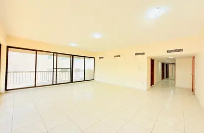 Apartment - 3 Bedrooms - 2 Bathrooms for rent in Golden Sands 1 - Mankhool - Bur Dubai - Dubai